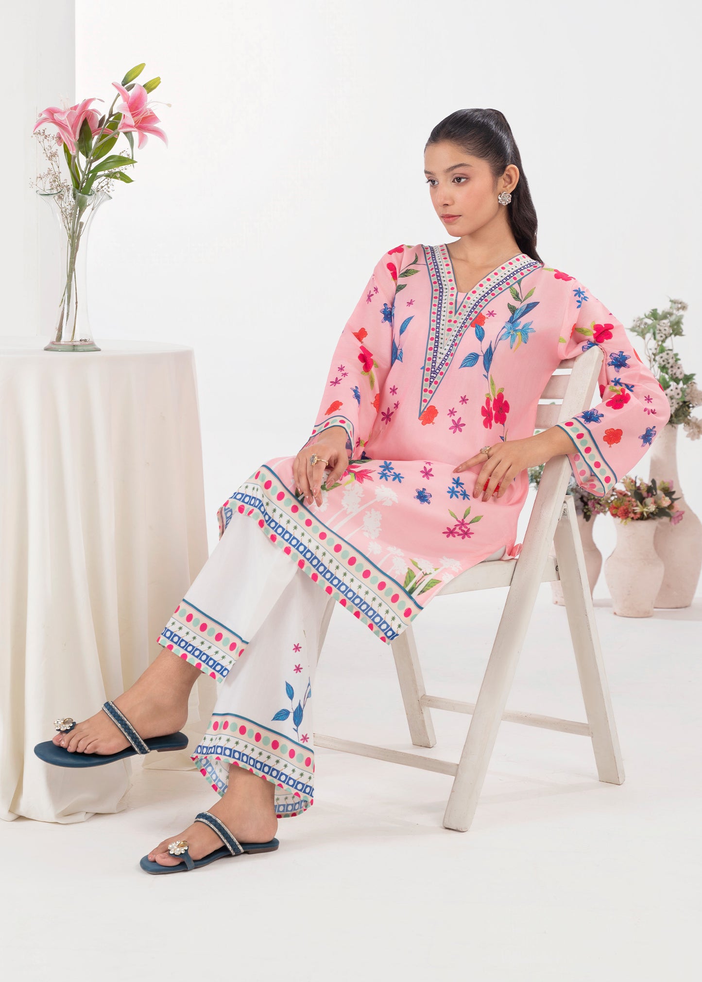 Dananeer Floral  2-piece